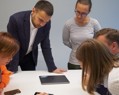 «Не надо идти на компромисс с самим собой» — интервью с Михаилом Осиным, OZON.travel