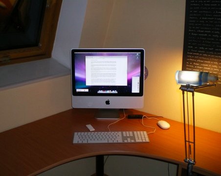 Рабочие места: Илья Новиков — главный редактор блога «интернетных штучек»