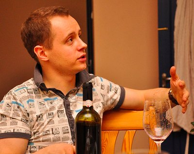 Рабочие места: рассказ Алексея Дмитриева, Лучшего сомелье Украины 2008 и отличного русскоязычного видеоблоггера