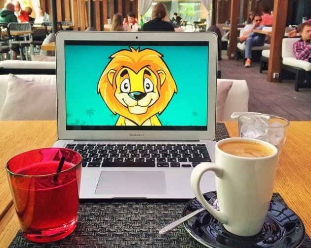 Рабочие места: Артём Логинов, вице-президент по продукту Lingualeo