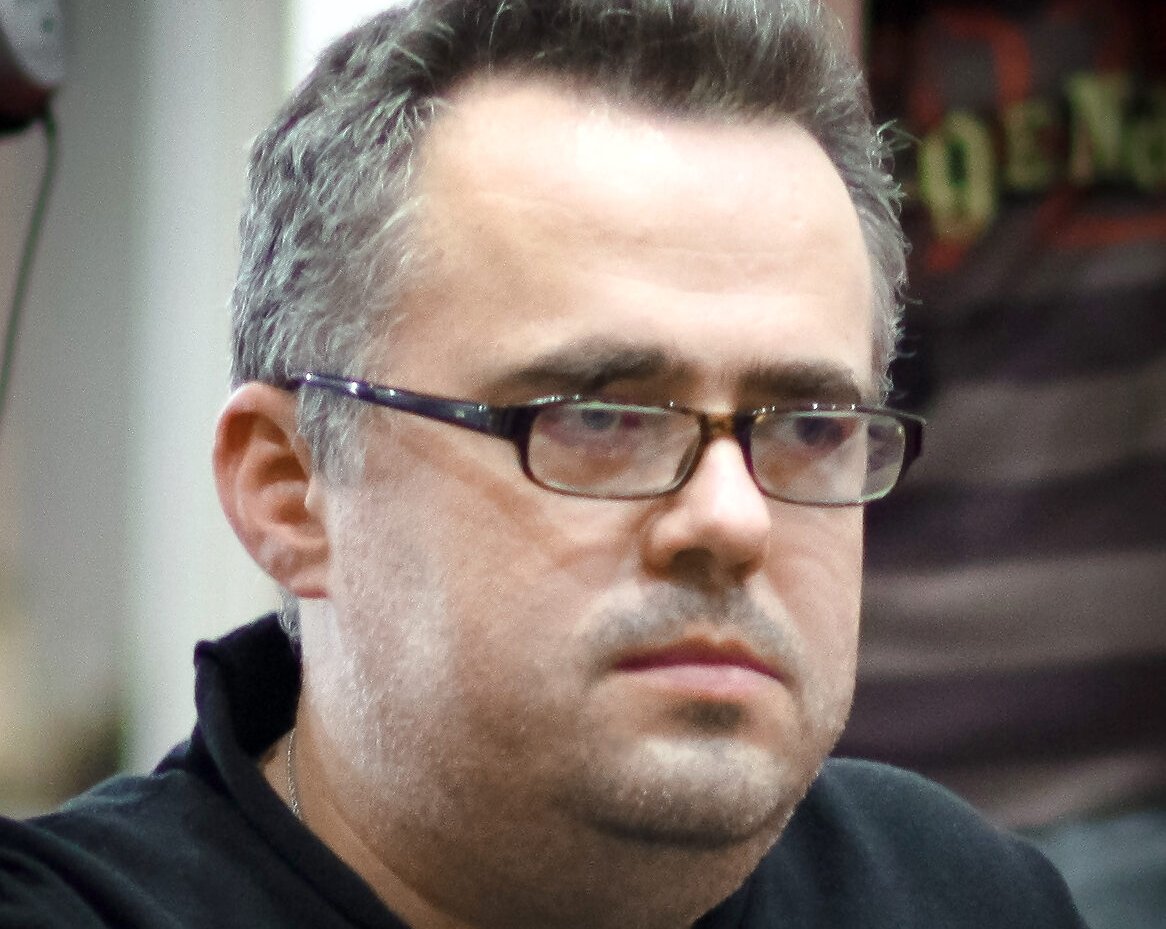 «Всё, что было до Пушкина, — разогрев к выходу хедлайнера»: интервью с Юрием Сапрыкиным — основателем проекта «Полка»