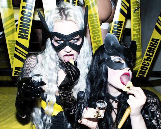 «Это как Диснейленд для взрослых!» Интервью с организаторами секс-вечеринок Kinky Party