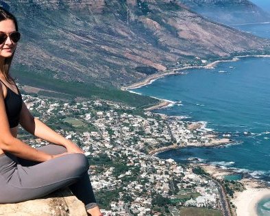 «В наш самолёт 19 раз ударила молния». Интервью со стюардессой Светланой Демаковой