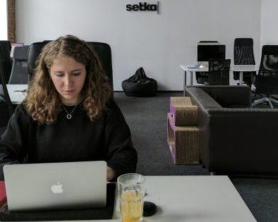 Рабочие места: Анна Савина, главный редактор онлайн-издания Accent